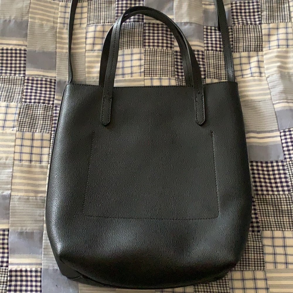 Banana Republic Black Leather Crossbody Bag - Picture 4 of 9